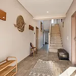 Casa Nostra 타비라