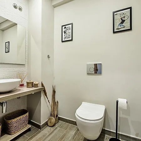 Casa Nostra * タヴィラ