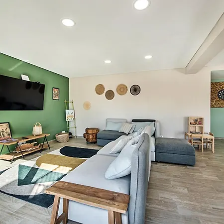 Casa Nostra タヴィラ