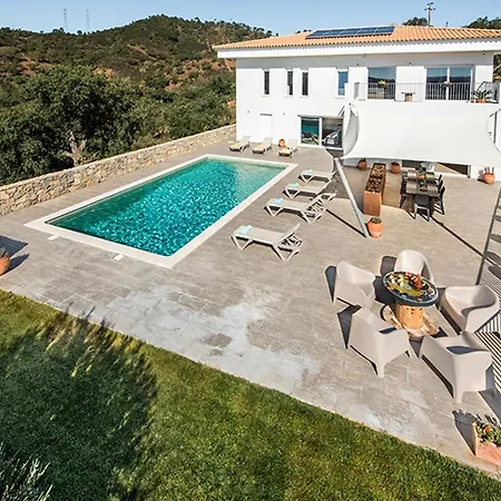 ヴィラ Casa Nostra