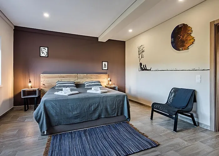 Casa Nostra 塔维拉