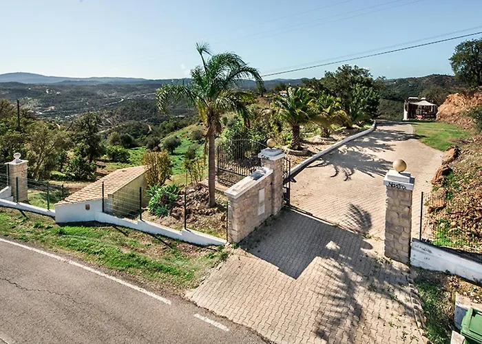 Casa Nostra * 塔维拉