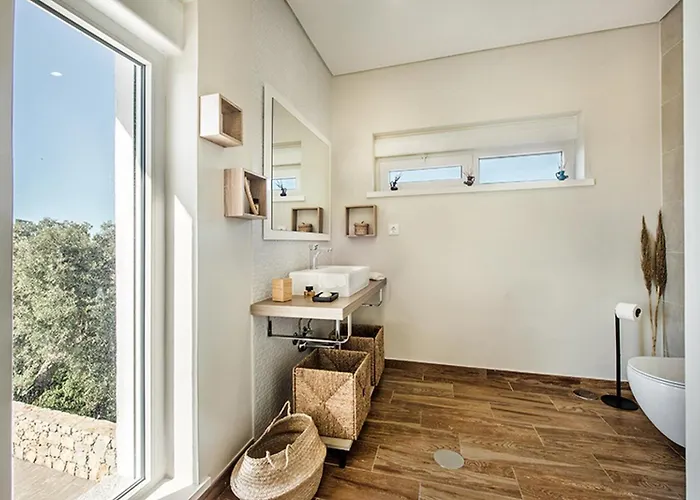 Casa Nostra 타비라