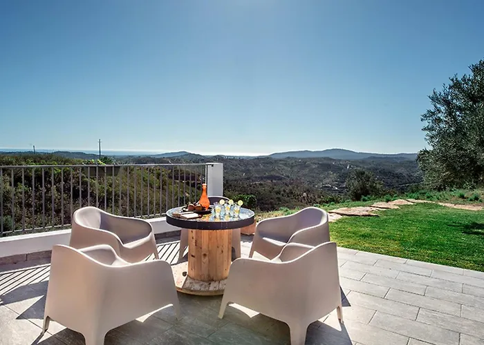 Casa Nostra 타비라